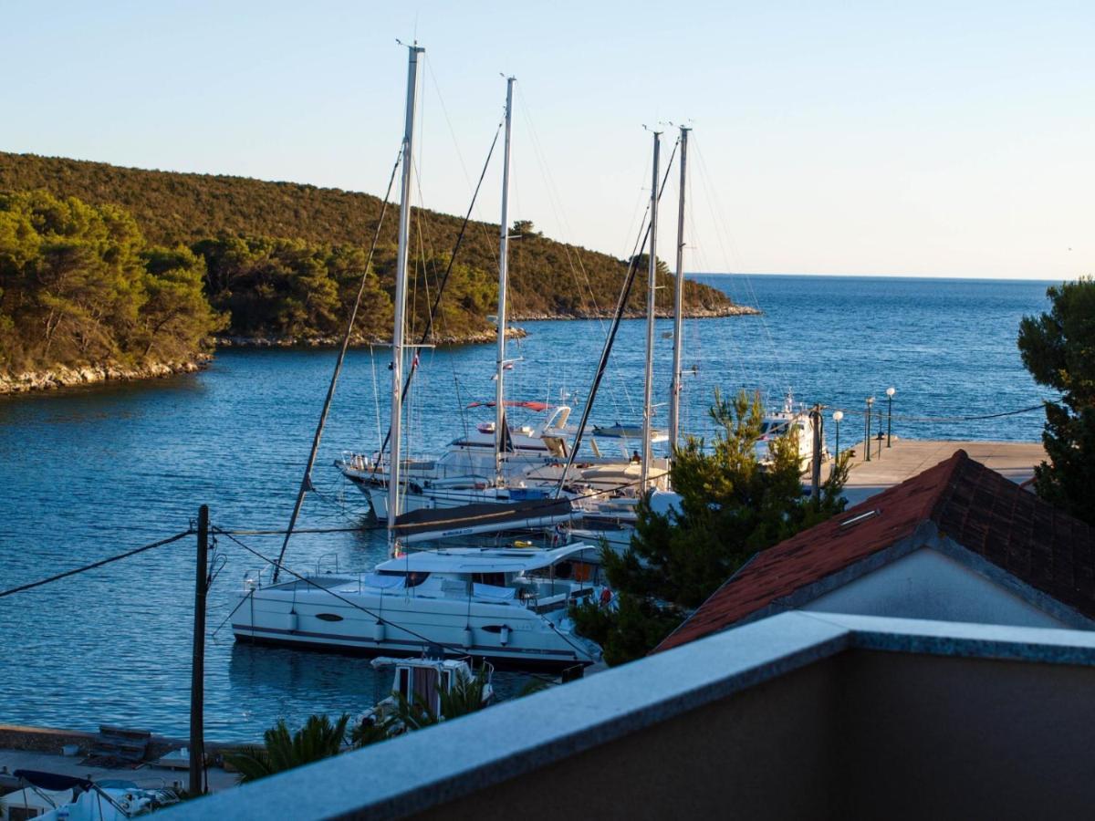 Apartmani Goga 2 Molat Eksteriør bilde