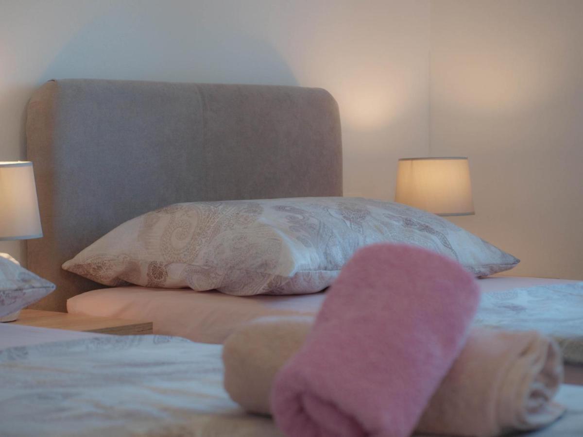 Apartmani Goga 2 Molat Eksteriør bilde
