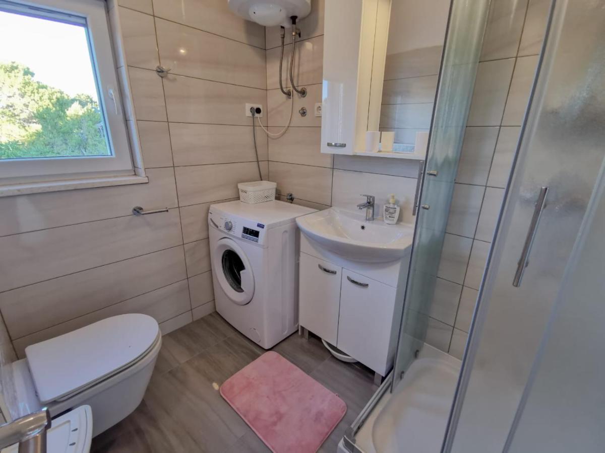 Apartmani Goga 2 Molat Eksteriør bilde